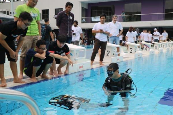 SAUVC AUV in pool