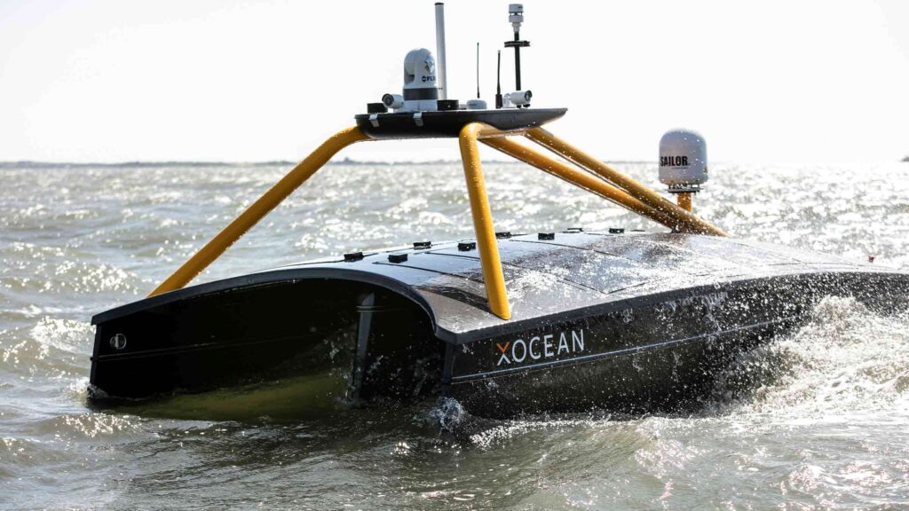 Ocean data collection using USVs