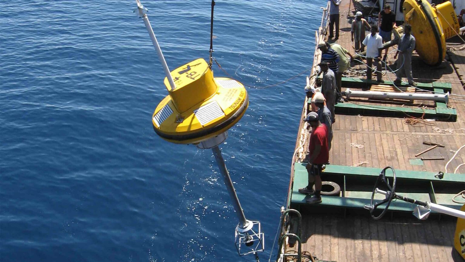 Noaa tsunami detection buoys