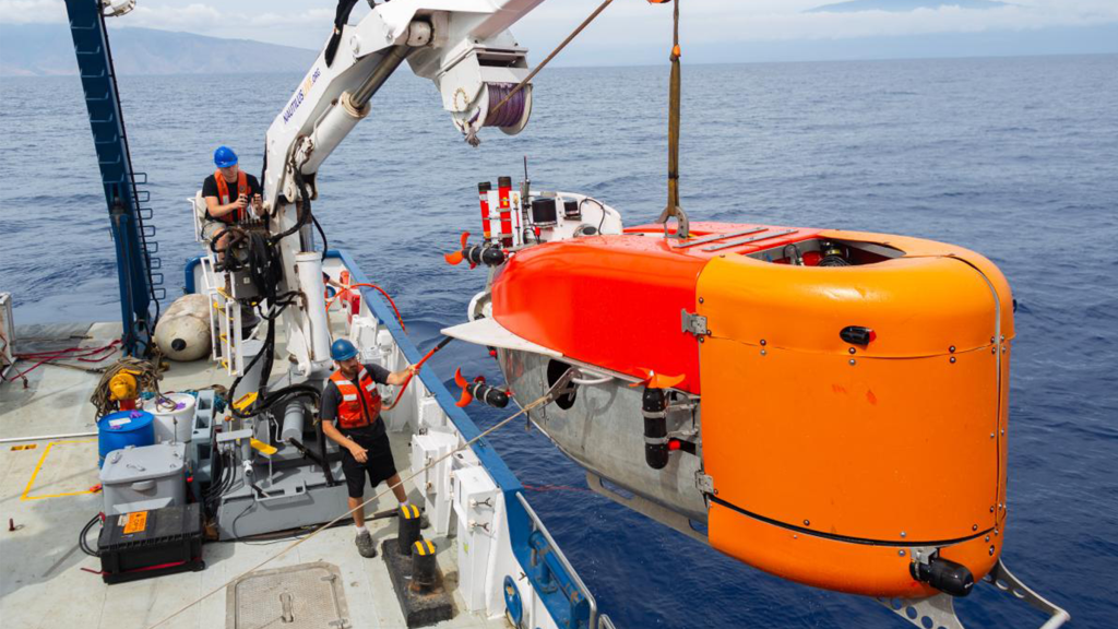 USBL tracking a large AUV